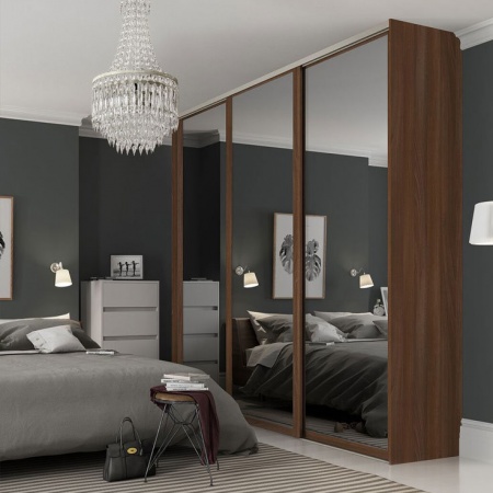 Двери-купе в профиле Венеция Венге тёмный с зеркалом Графит