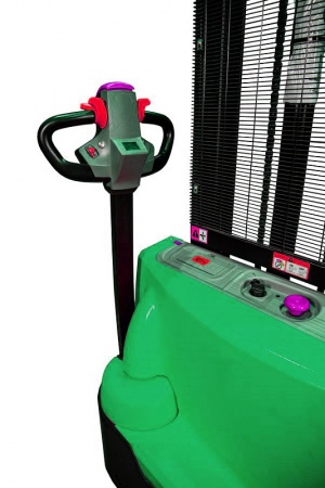 Штабелер самоходный 1,5 т 3,0 м TOR WS15H-3000SC Li-ion контроль скорости подъема (сопровождаемый)